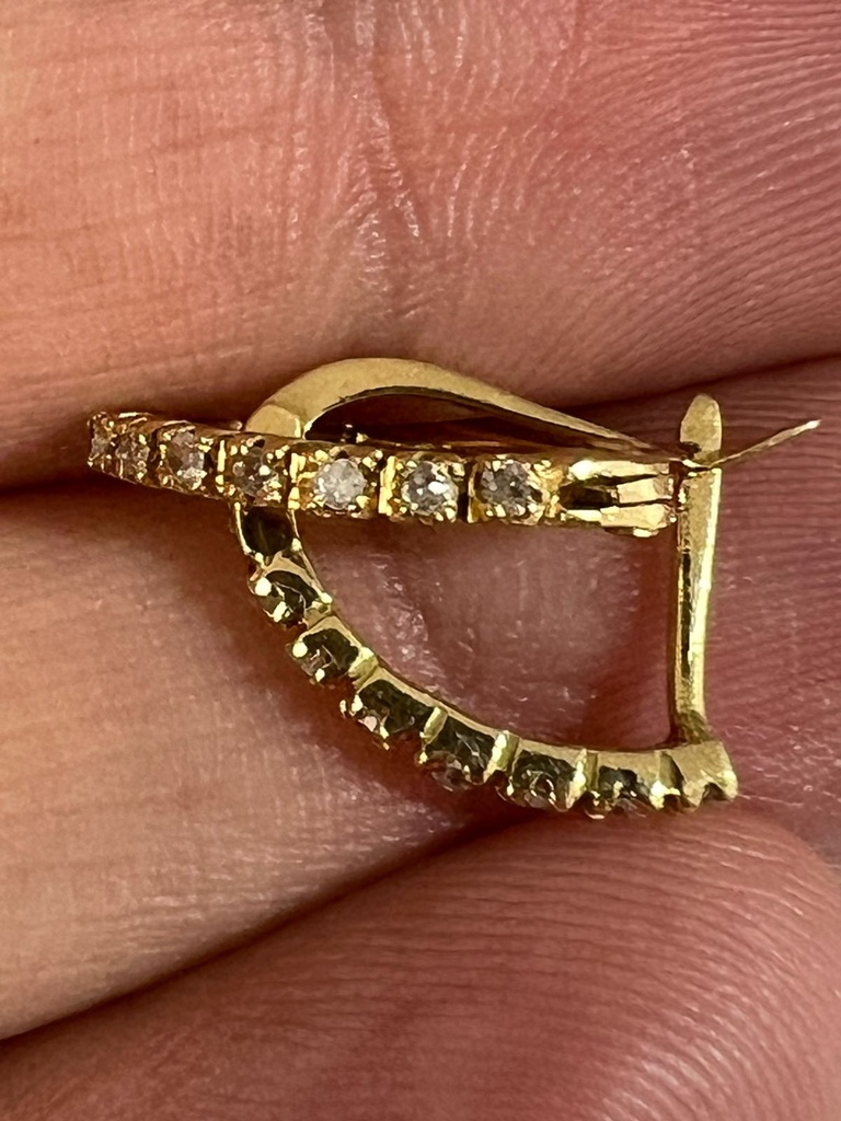 Arete Diamante Redonda - D 0.14Ct OA