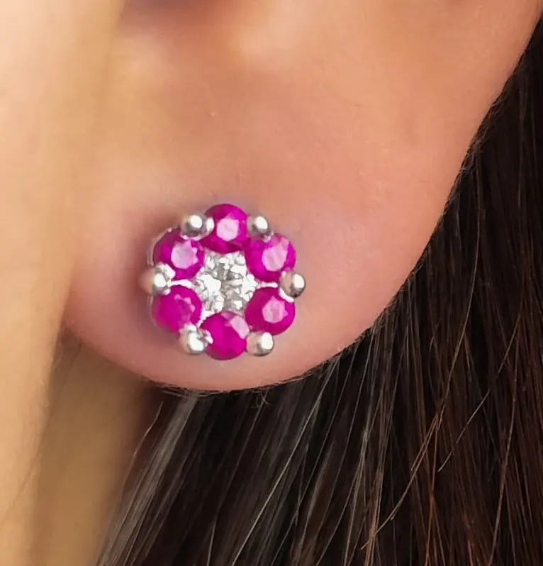 Aretes Redondas Rubi y Diamantes - R1.62Ct/ D 0.26Ct - OB